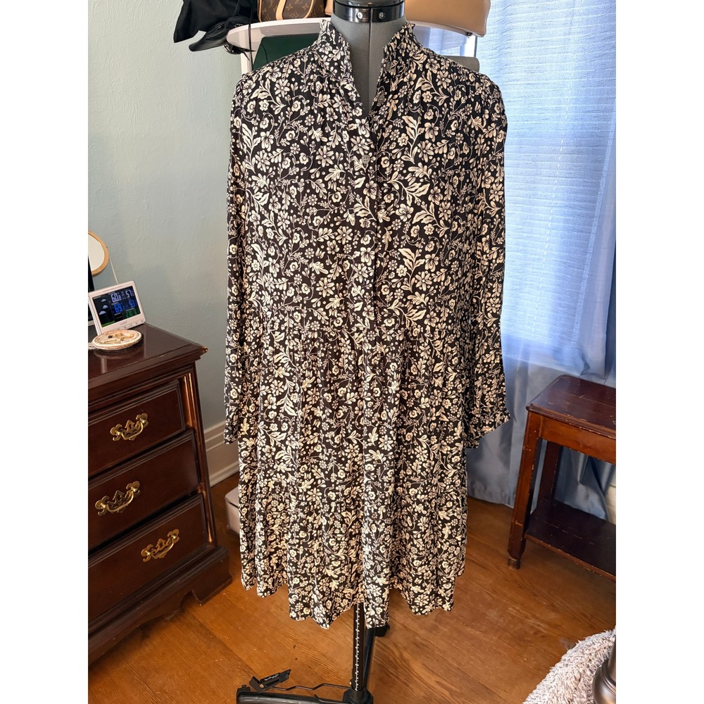 Black White Floral Shirt Dress Large Ruffle Neck Long Sleeve Pockets Cottagecore
